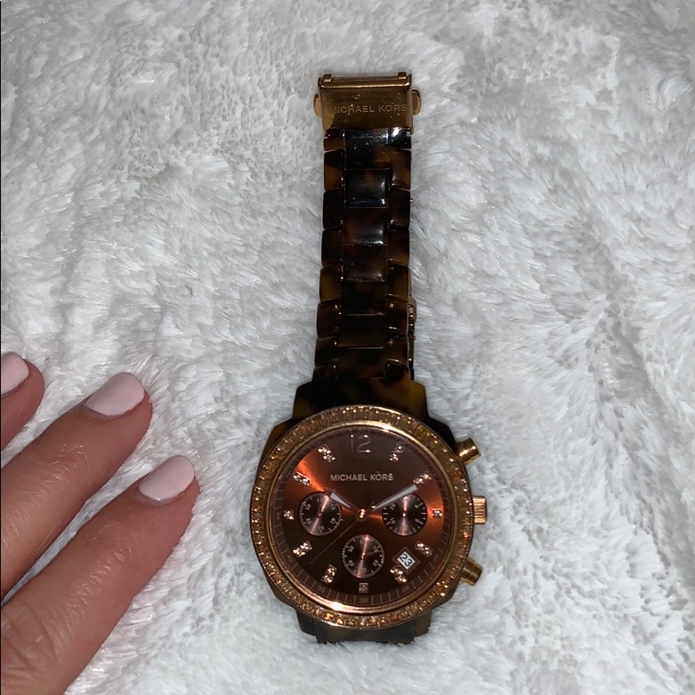 Michael Kors tortoiseshell watch